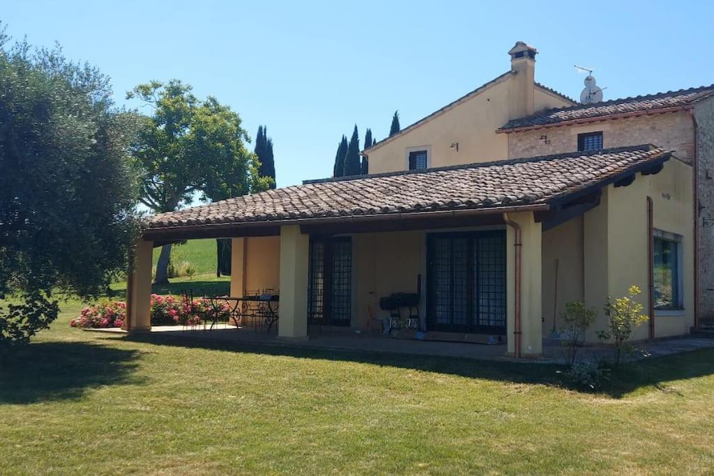 Il Casale Degli Ulivi- Splendido Casale Panoramico Con Piscina A 30 Min Da Roma Gra Villa Calvi dell' Umbria Exterior photo