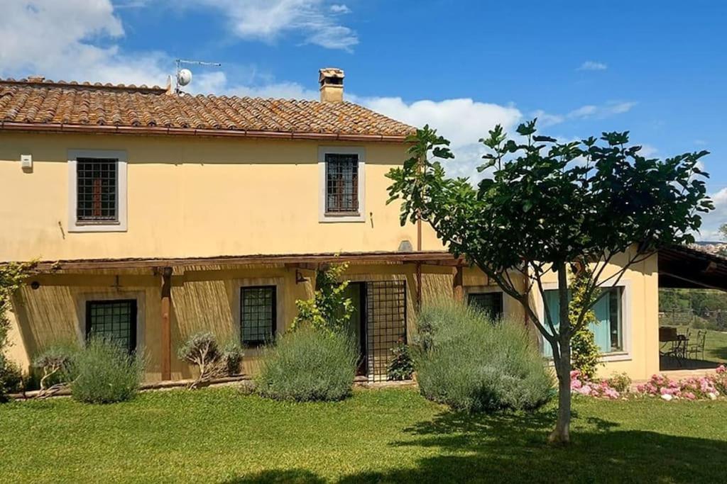 Il Casale Degli Ulivi- Splendido Casale Panoramico Con Piscina A 30 Min Da Roma Gra Villa Calvi dell' Umbria Exterior photo