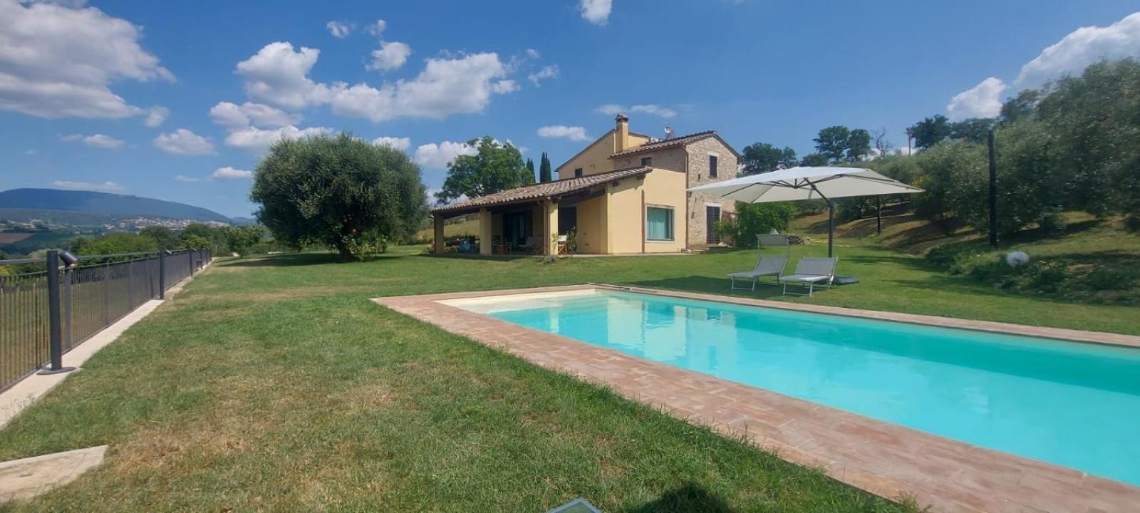 Il Casale Degli Ulivi- Splendido Casale Panoramico Con Piscina A 30 Min Da Roma Gra Villa Calvi dell' Umbria Exterior photo